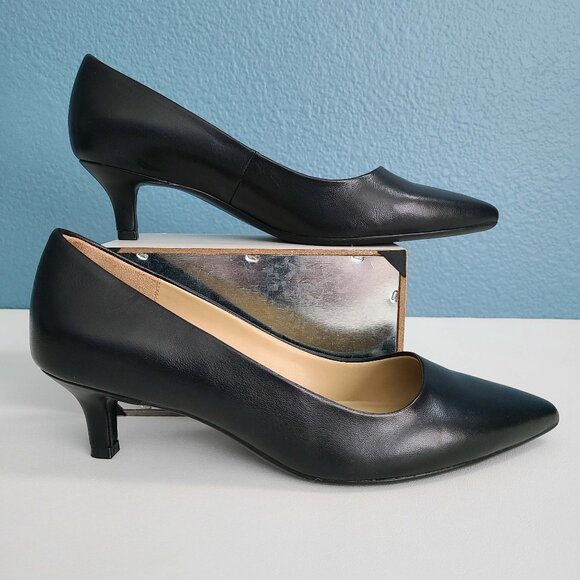 NATURALIZER ~ GIA Kitten Heels ~ Black 8W ~ Like New! - Picture 8 of 13